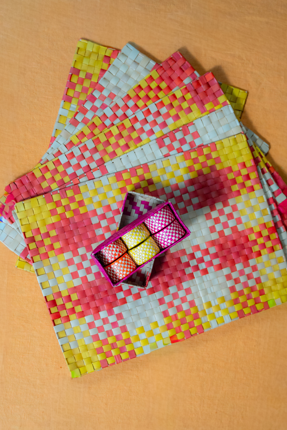 Red Reed Placemats & Napkin Rings - Set of 6 for each