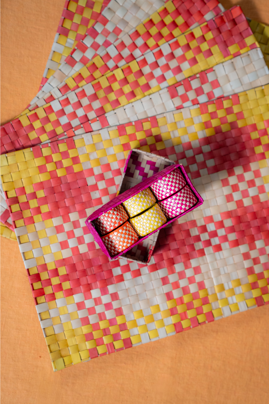 Red Reed Placemats & Napkin Rings - Set of 6 for each