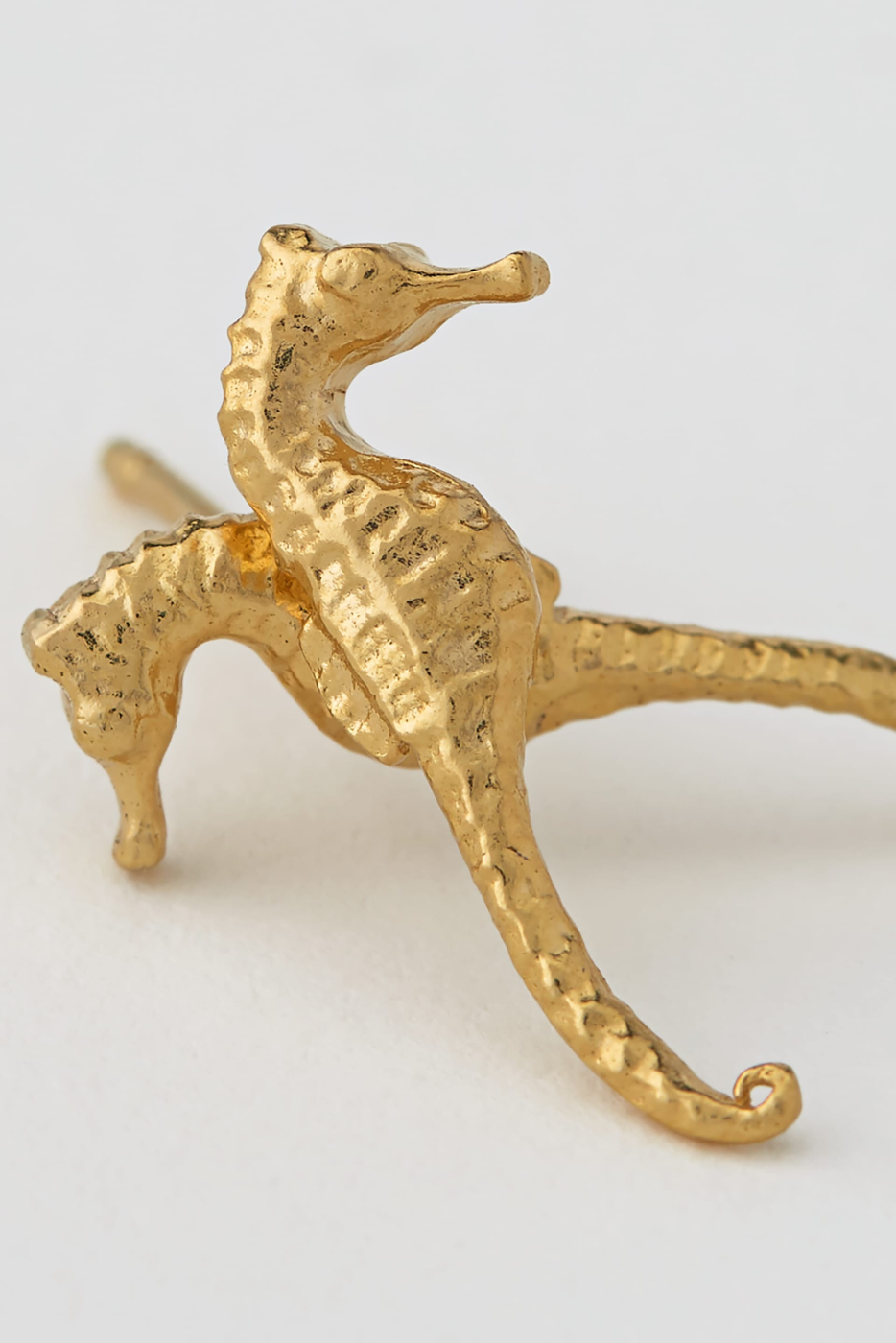 gold plated seahorse stud earring
