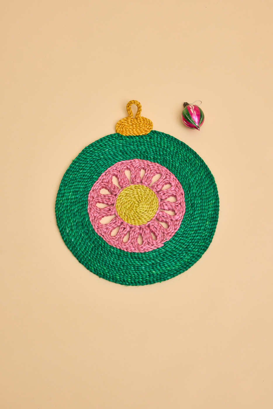 Green Round Bauble Placemat