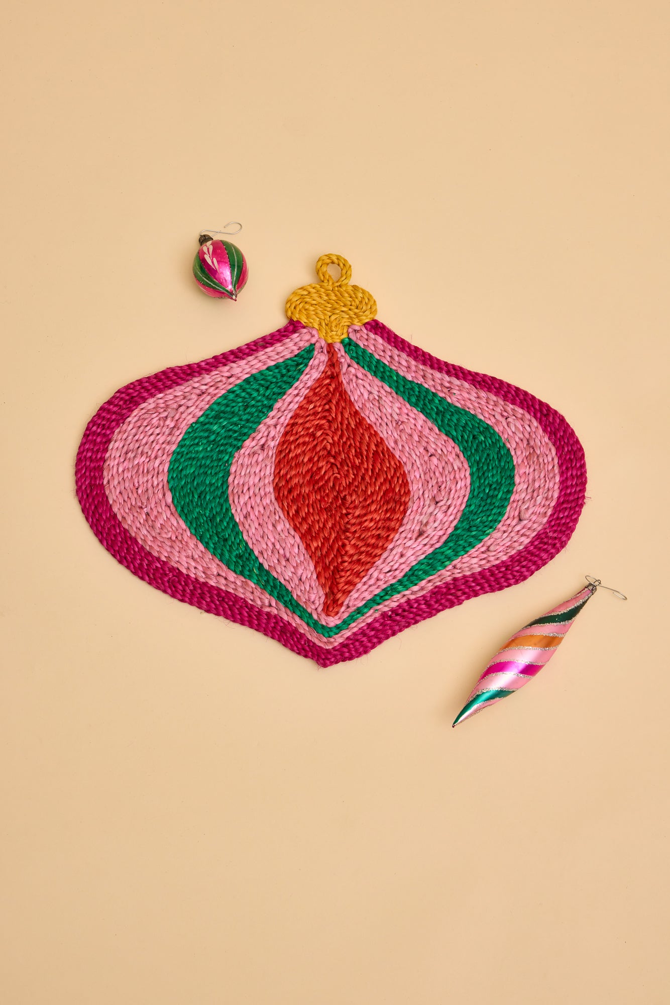 Pink Swirl Bauble Placemat