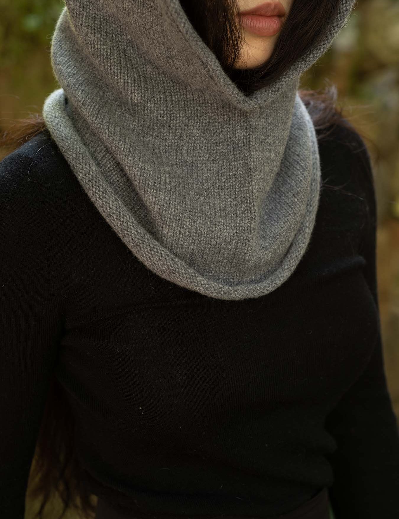Cashmere-Rolled-Edge-Balaclava-Charcoal-03.jpg