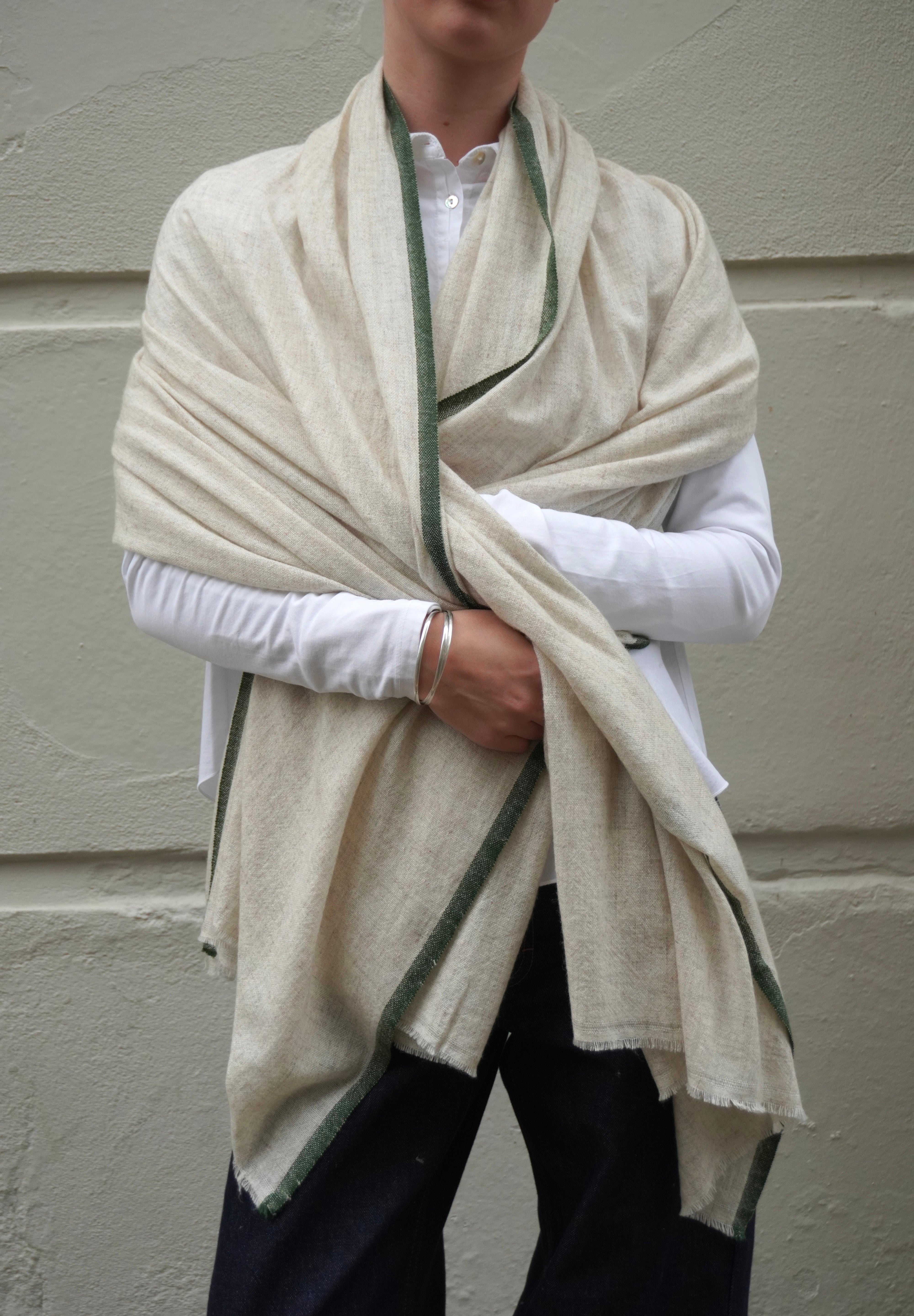 Contrast Edge Cashmere Wrap