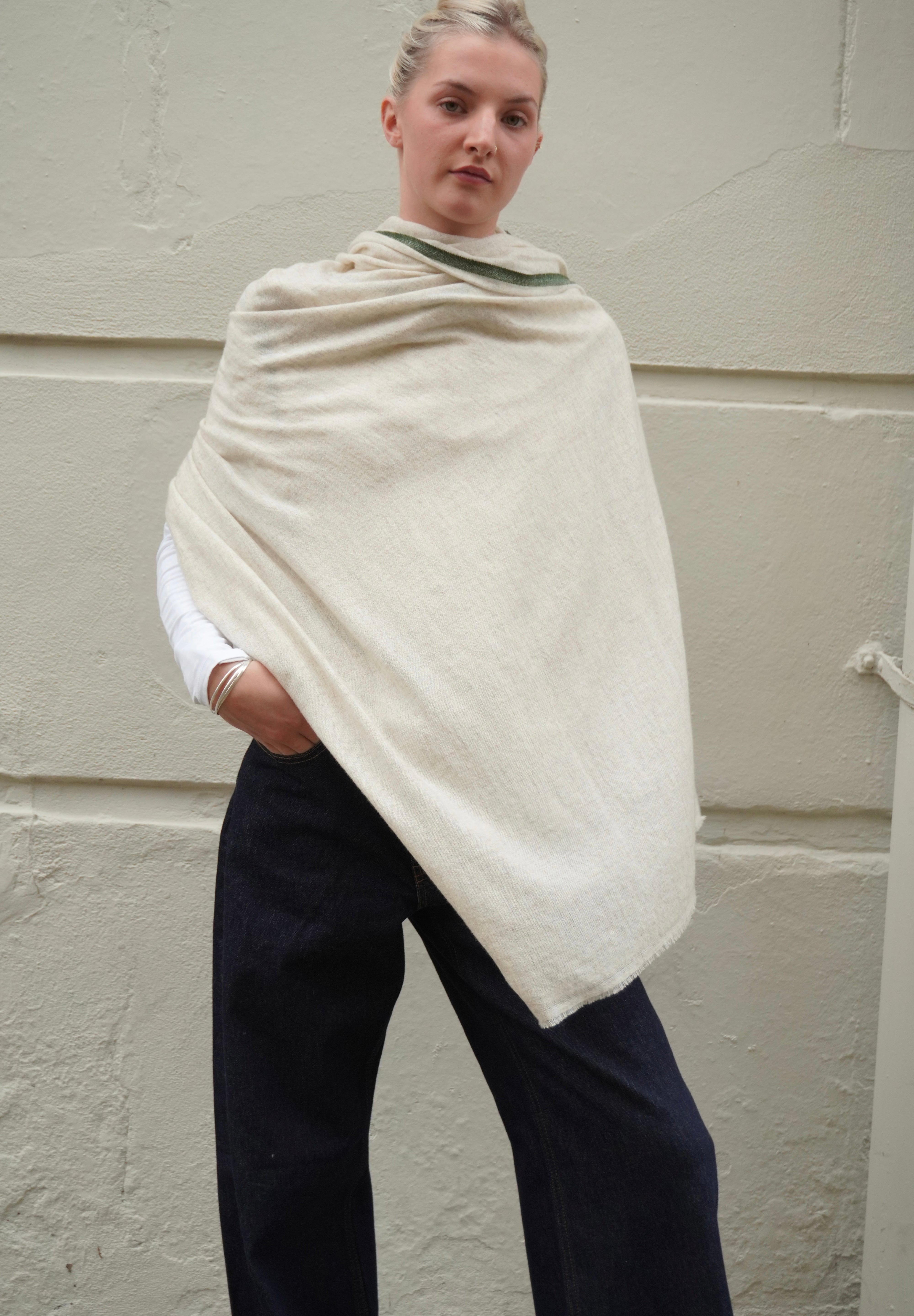 Contrast Edge Cashmere Wrap