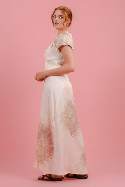 Rosie cartwheel frill neck dress