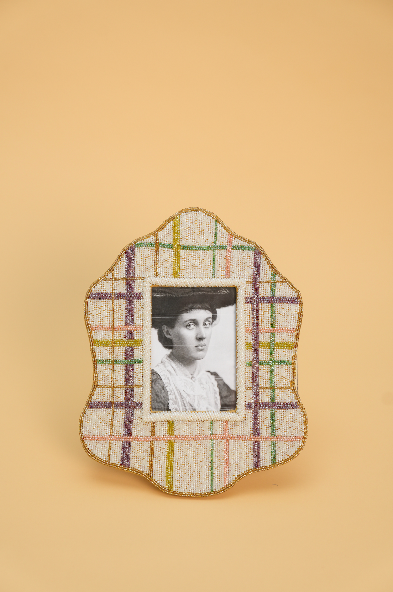 Picture of the Past Beaded Frame [Preorder: Mid-End October]