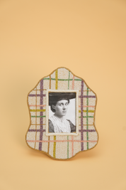 Picture of the Past Beaded Frame [Preorder: Mid-End October]