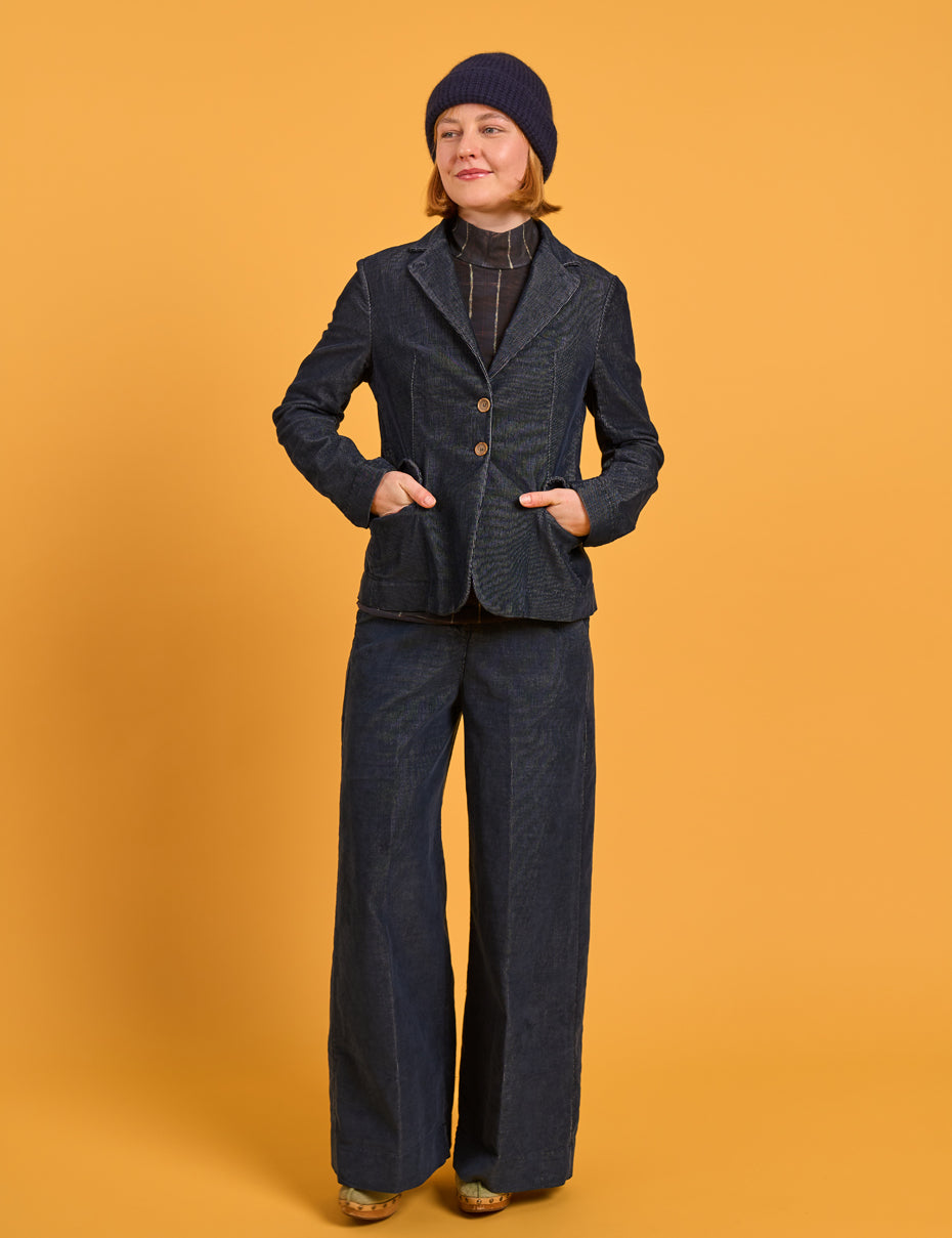 TheJacksonsYellow00601.jpg