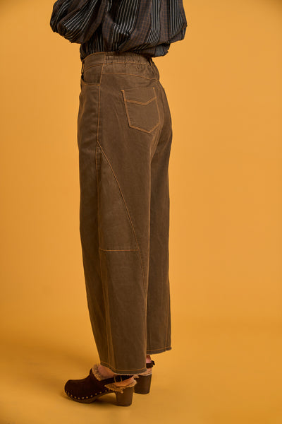 Brown Barrel Leg Jeans