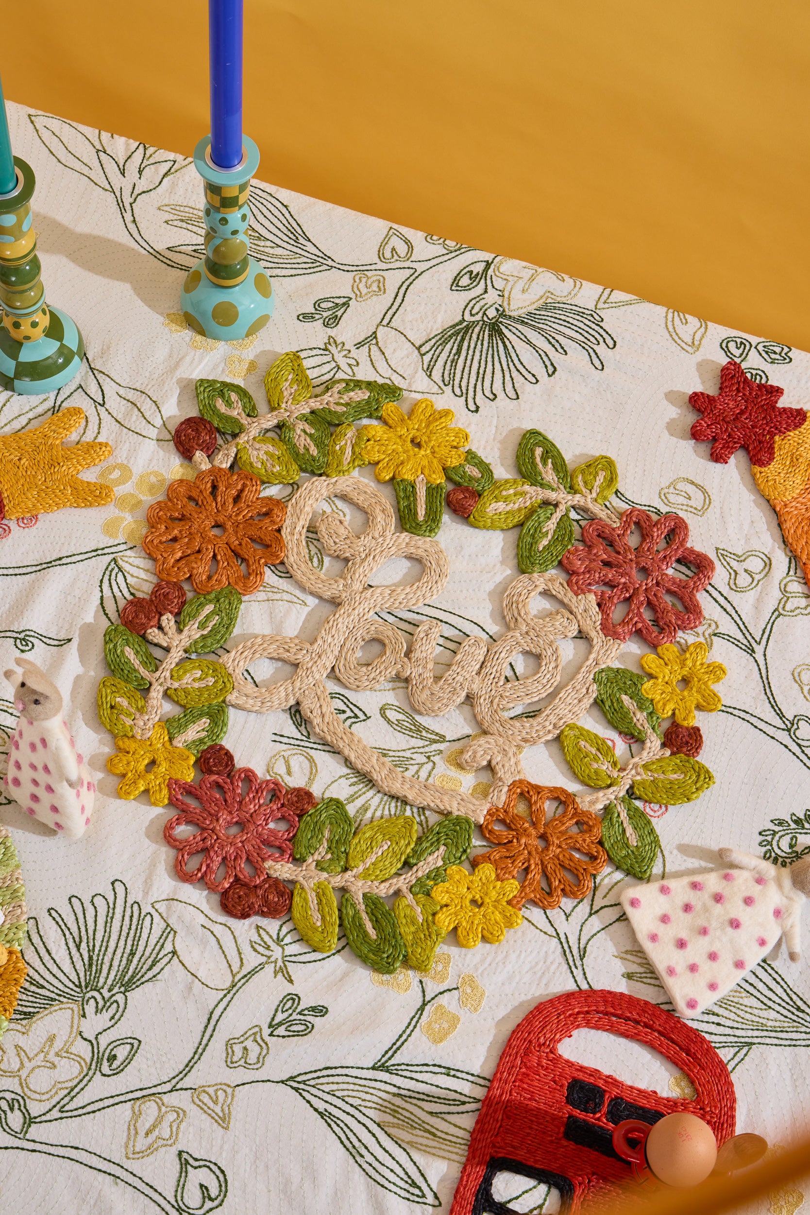 Love Garland Placemat