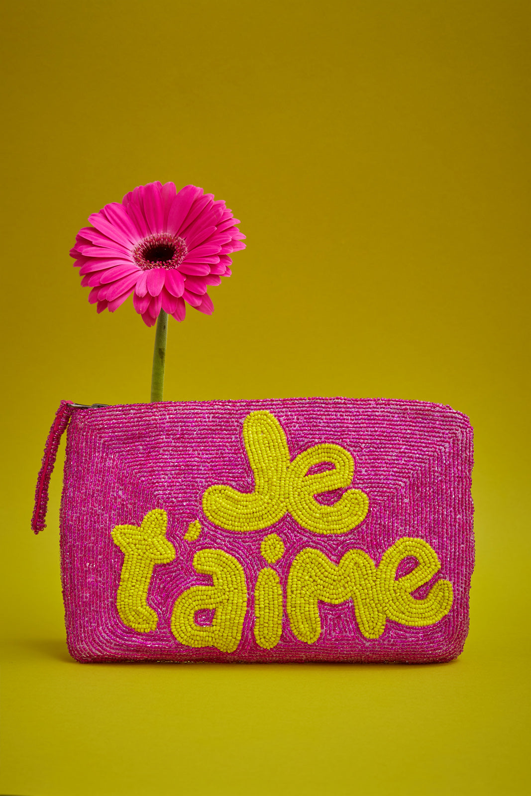 Je t’aime beaded clutch - Pink and yellow