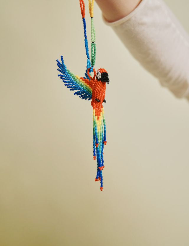 parrot beaded pendent necklace 