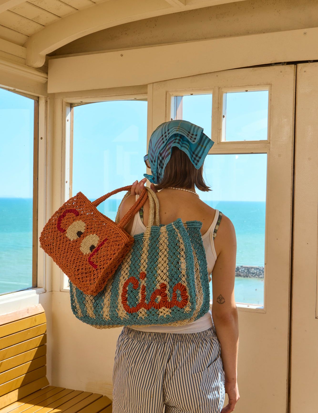 jute bag ciao sky and natural with scarlet 