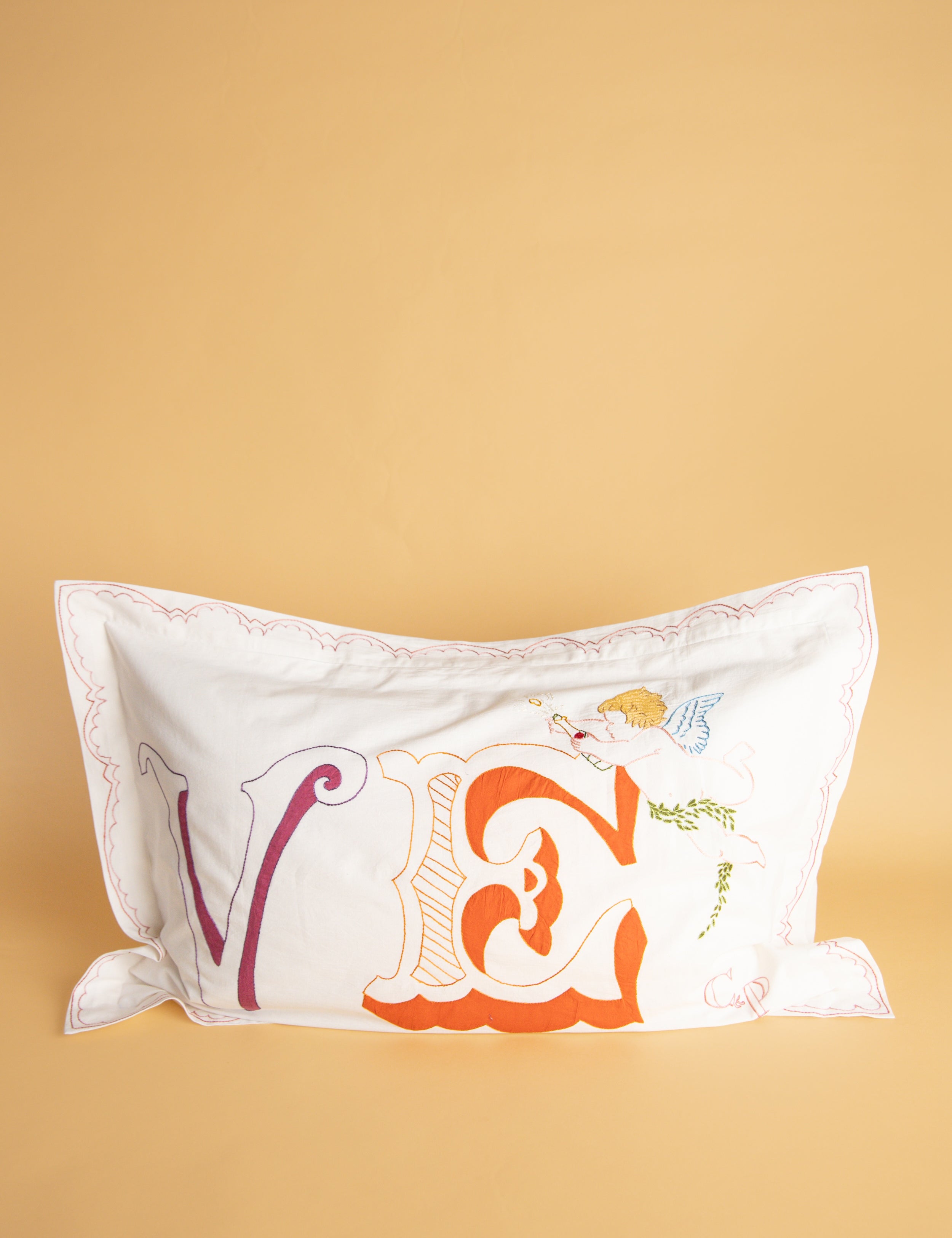 lovepillows_2.jpg
