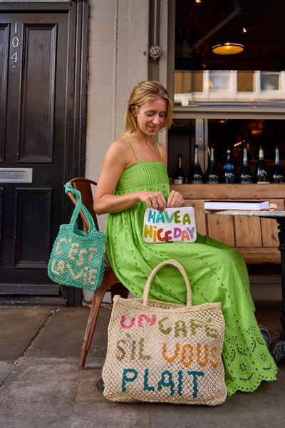 Un Café Sìl Vous Plait