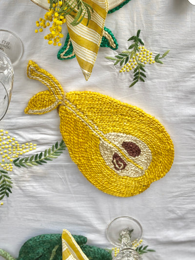 Pear placemat – Bright yellow