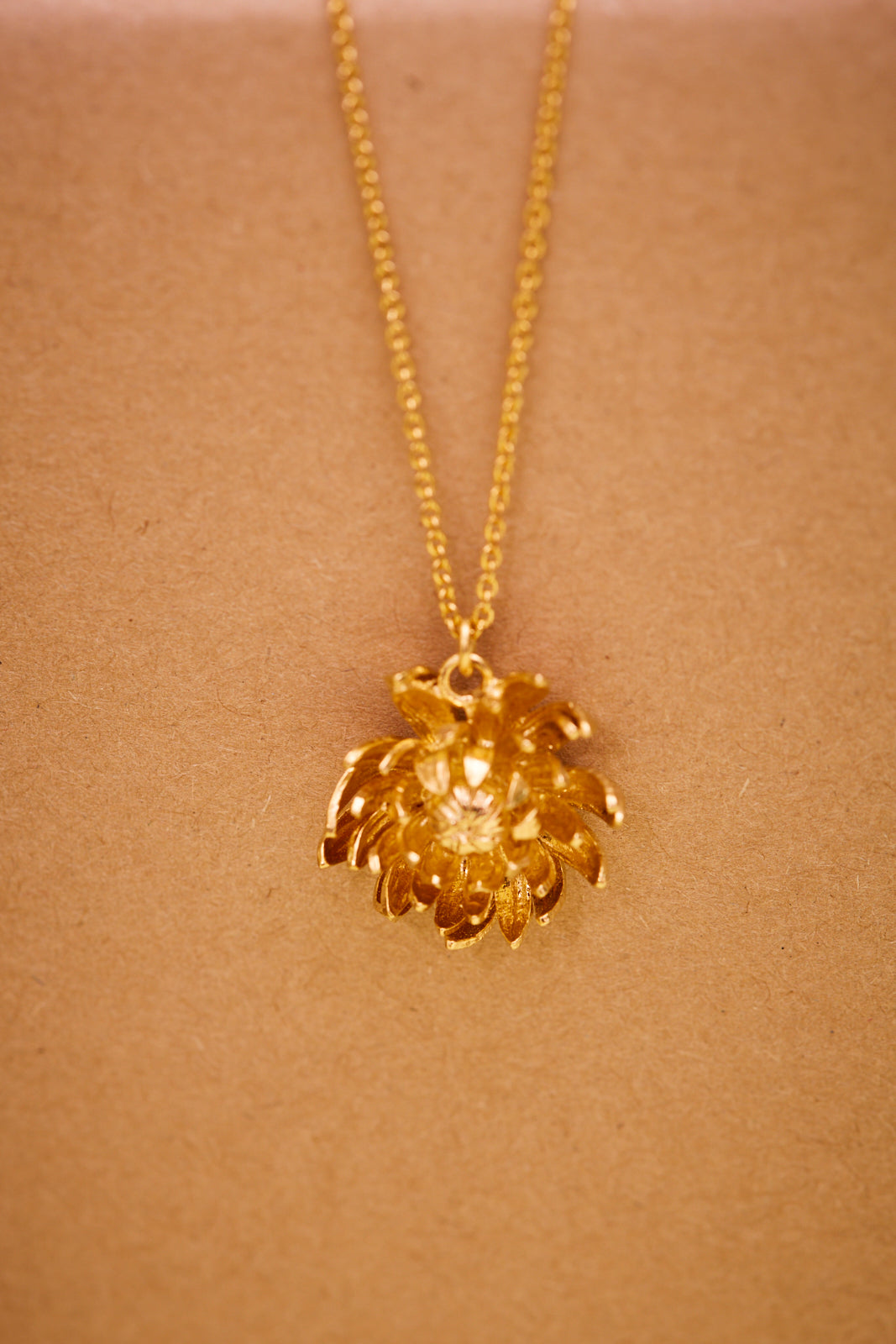 Chrysanthemum Flower Necklace